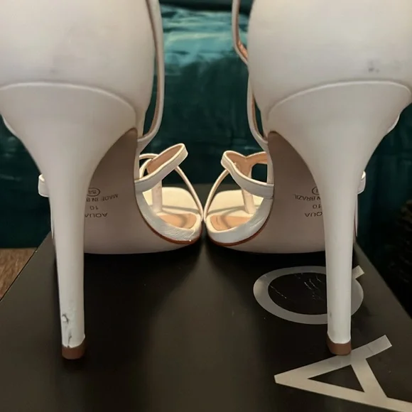 Aqua White Sandals size 10 - Picture 4 of 5